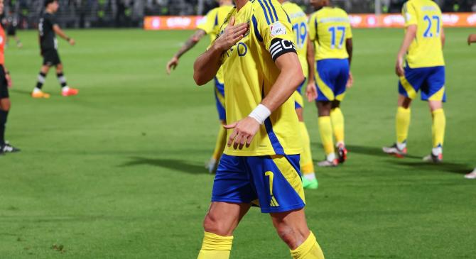 C罗在热火比赛中重要助攻，重返赛场引发热议！