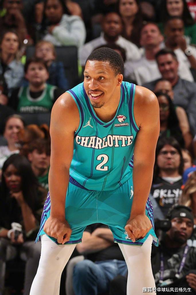 塔图姆连续二十场比赛得分超过关键助攻，塞尔维亚队挑战极限！的简单介绍